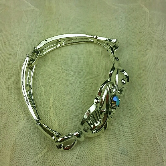 Ornate Polished Silver Tone Filigree Bracelet w Pastel Blue Crystal Focal Bead - Picture 2 of 6